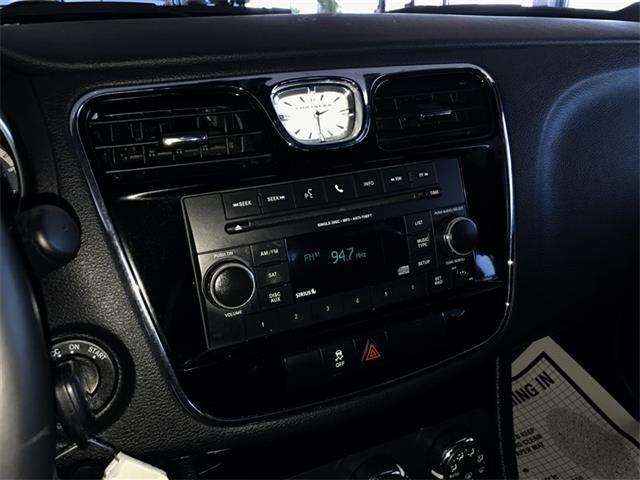 Chrysler 200 2012 photo 29